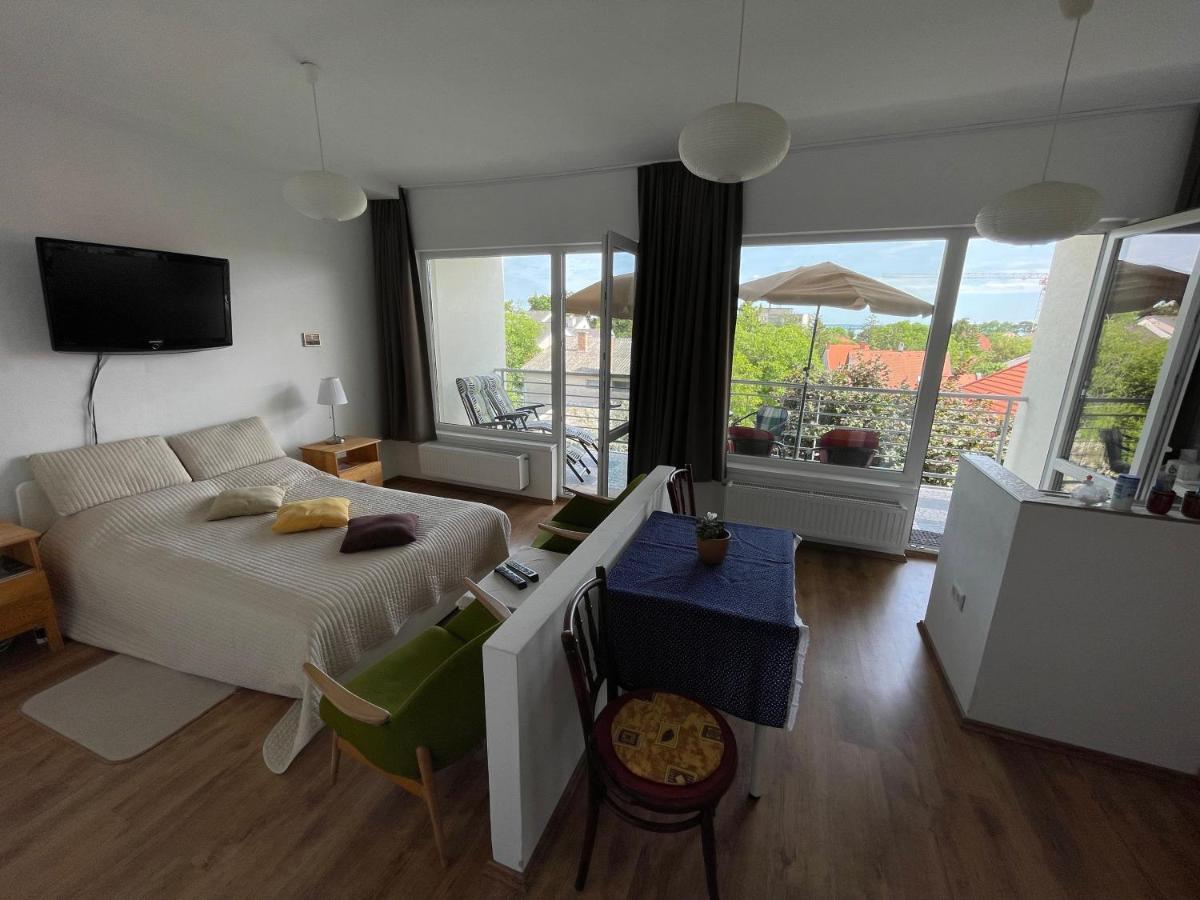 Studio Apartmanok Balatonfured Ngoại thất bức ảnh