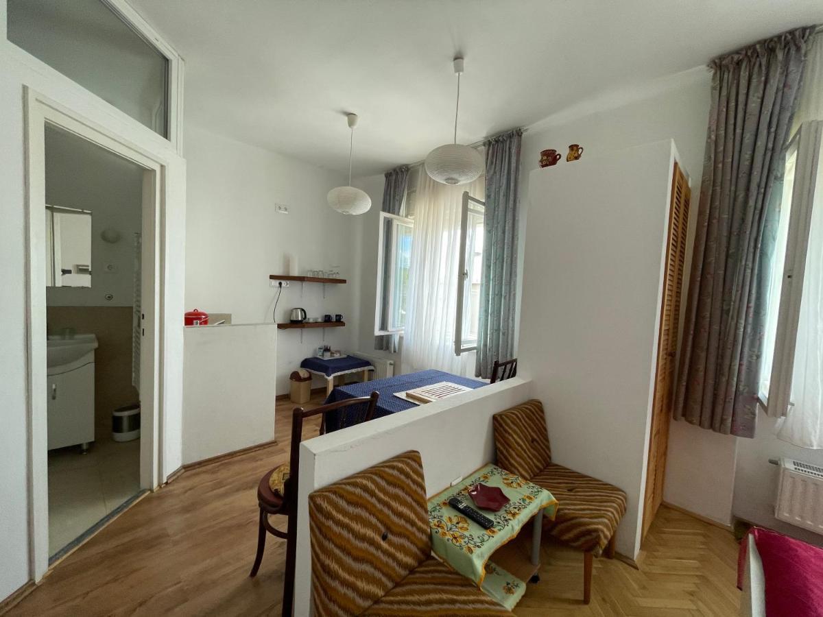 Studio Apartmanok Balatonfured Ngoại thất bức ảnh