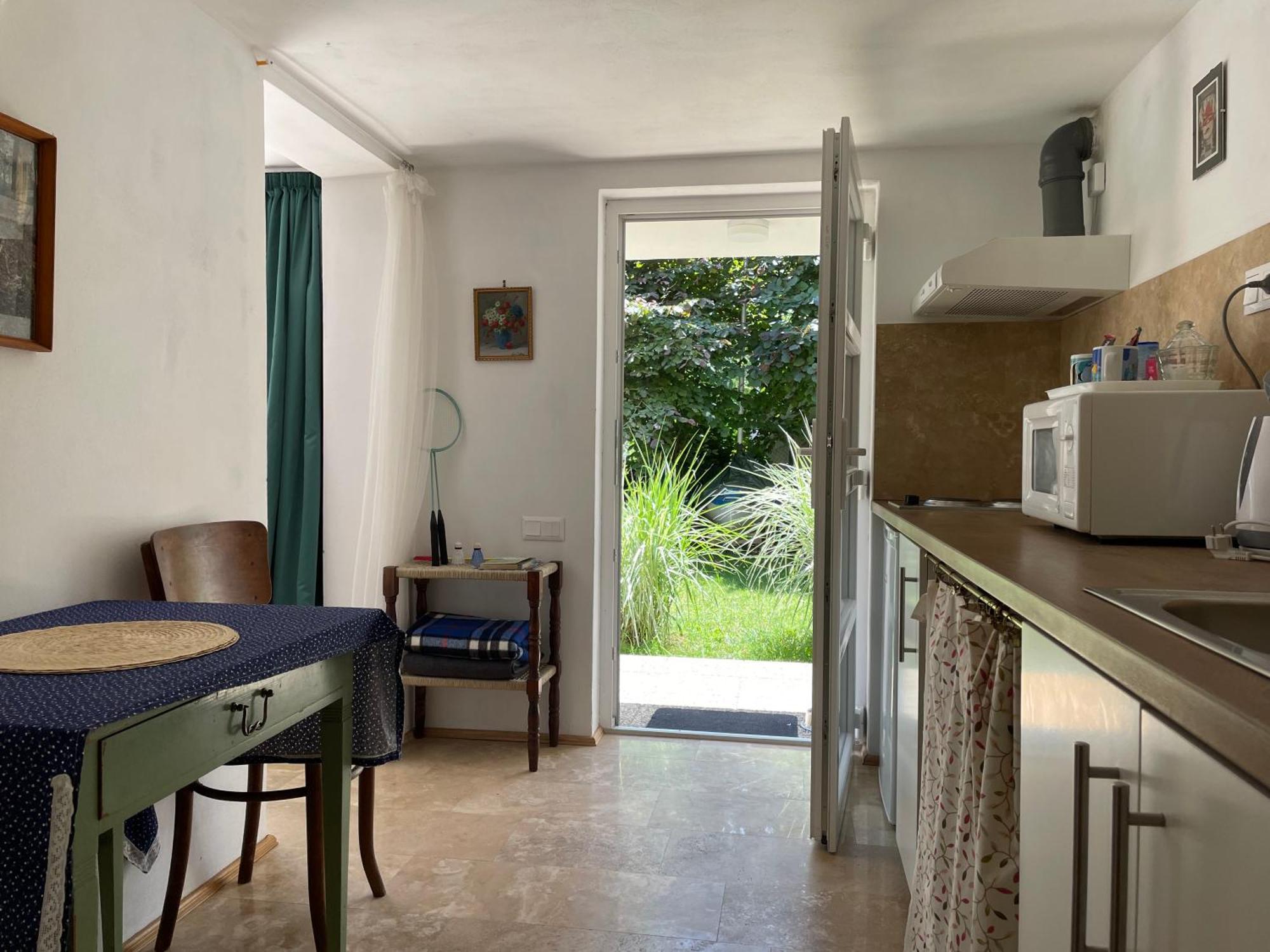 Studio Apartmanok Balatonfured Ngoại thất bức ảnh