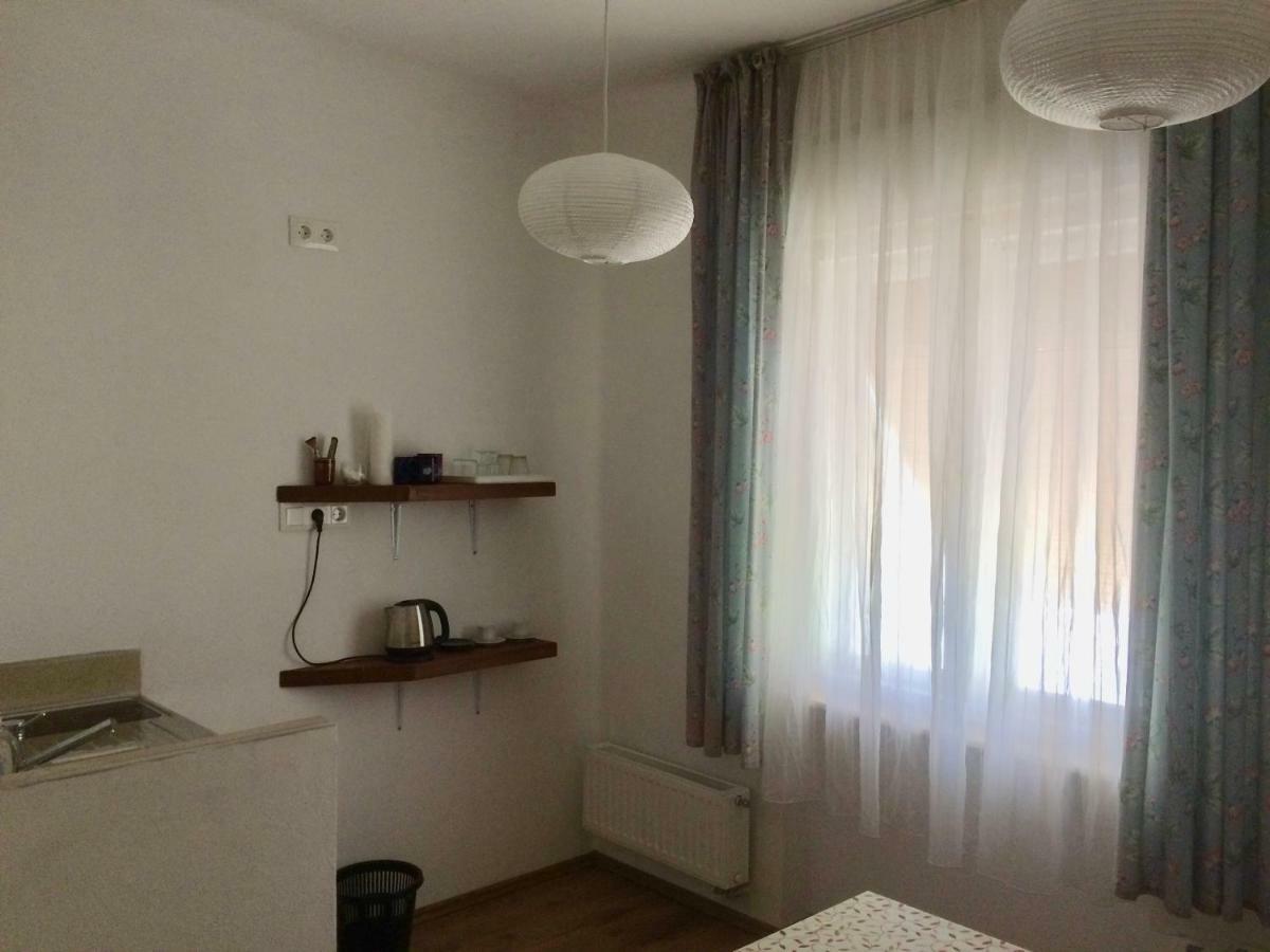 Studio Apartmanok Balatonfured Ngoại thất bức ảnh