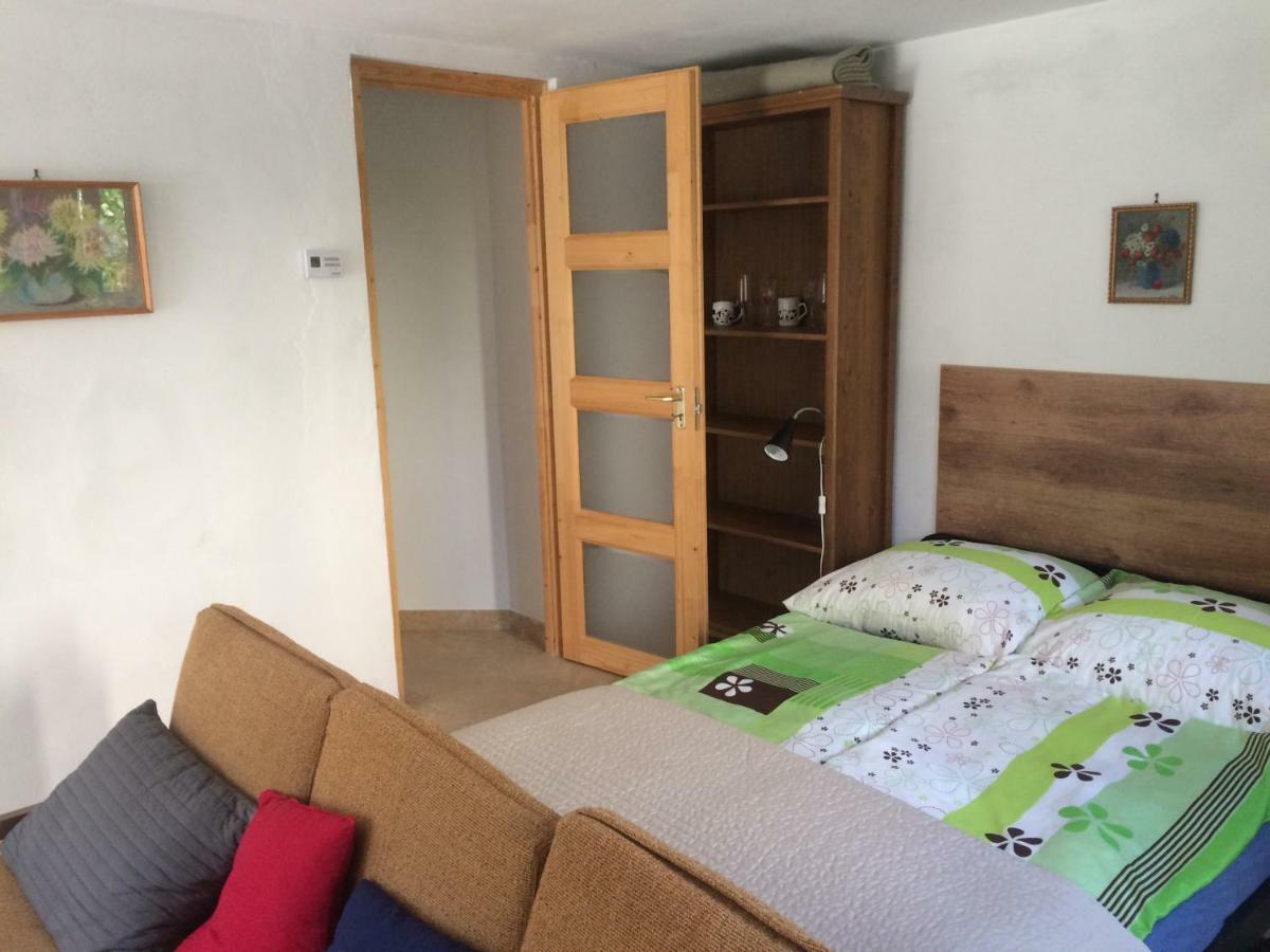Studio Apartmanok Balatonfured Ngoại thất bức ảnh