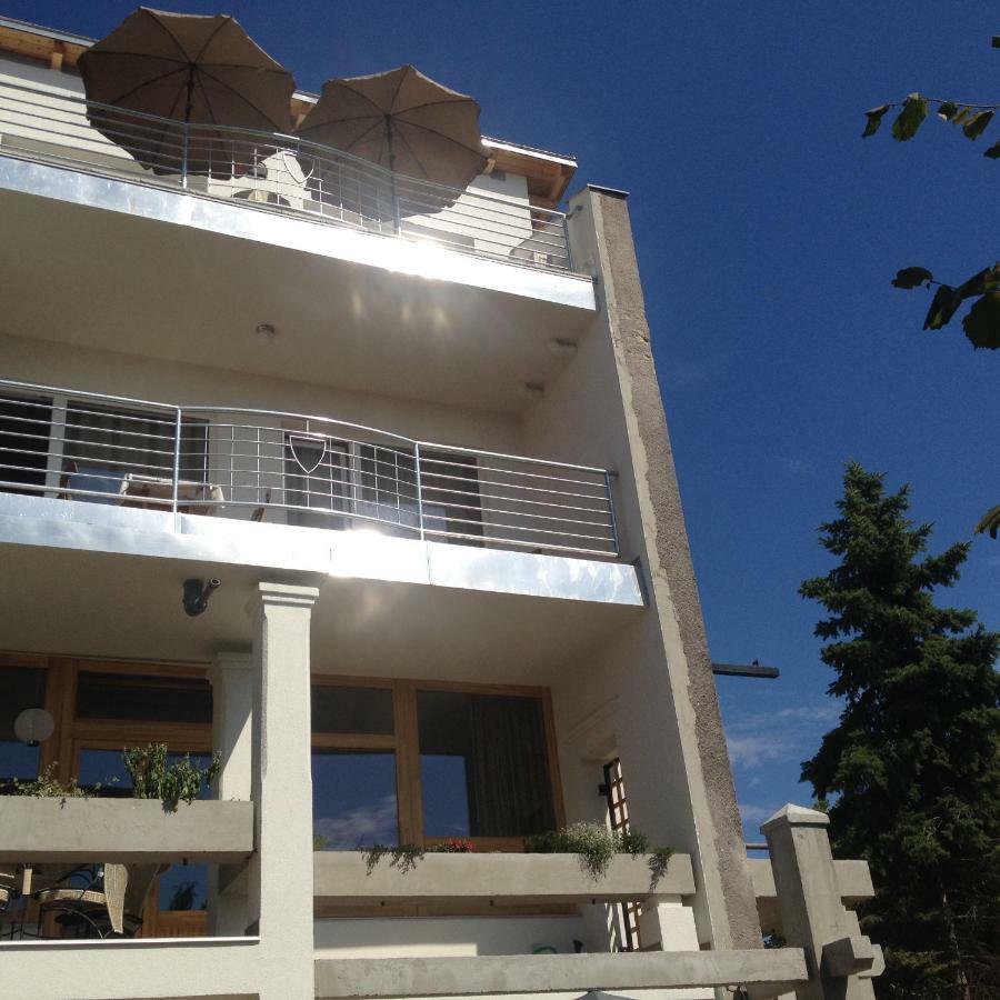 Studio Apartmanok Balatonfured Ngoại thất bức ảnh